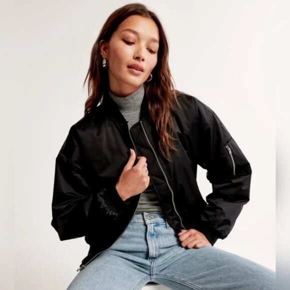 Abercrombie Classic Bomber Jacket in Black (Size S) - Picture 2 of 5